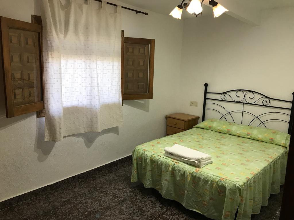 Casa Rural La Granja เลอตูร์ ภายนอก รูปภาพ